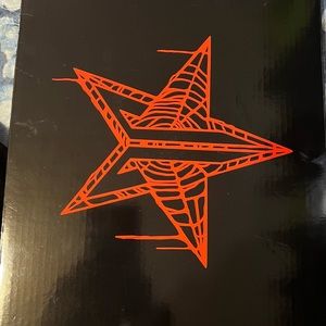 BRAND NEW - Jeffree Star Spider Weirdo Mirror Halloween Box Exclusive Black Soft